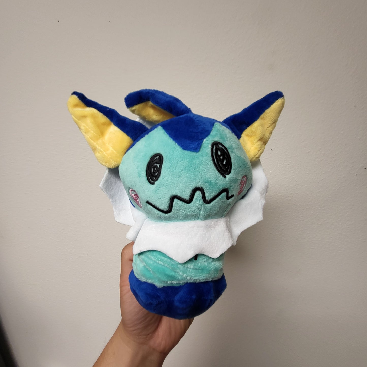 MIMIKYU PLUSHIES (Over 10 Kinds) + Free Keychains/Stickers/tcg