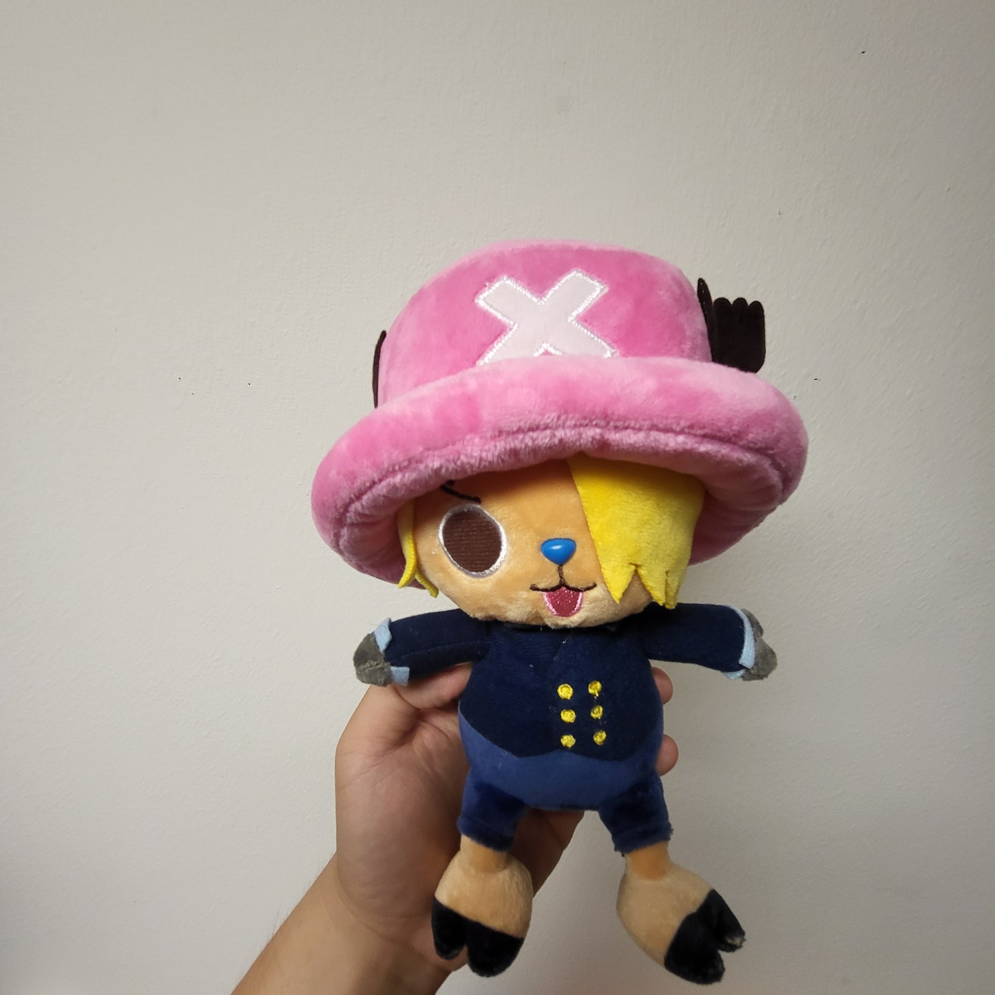 CHOPPER PLUSHIES (Over 5 Kinds!) + Free Keychains/Stickers/tcg