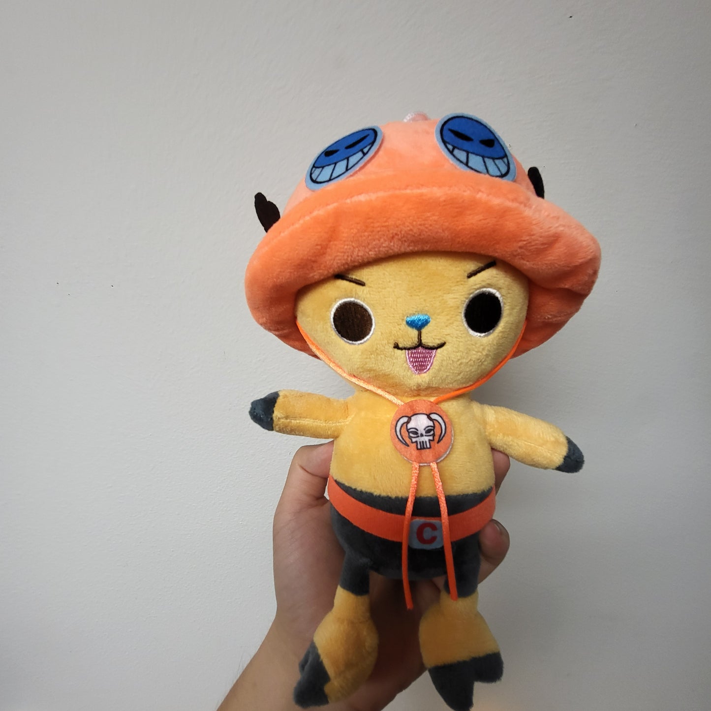 CHOPPER PLUSHIES (Over 5 Kinds!) + Free Keychains/Stickers/tcg