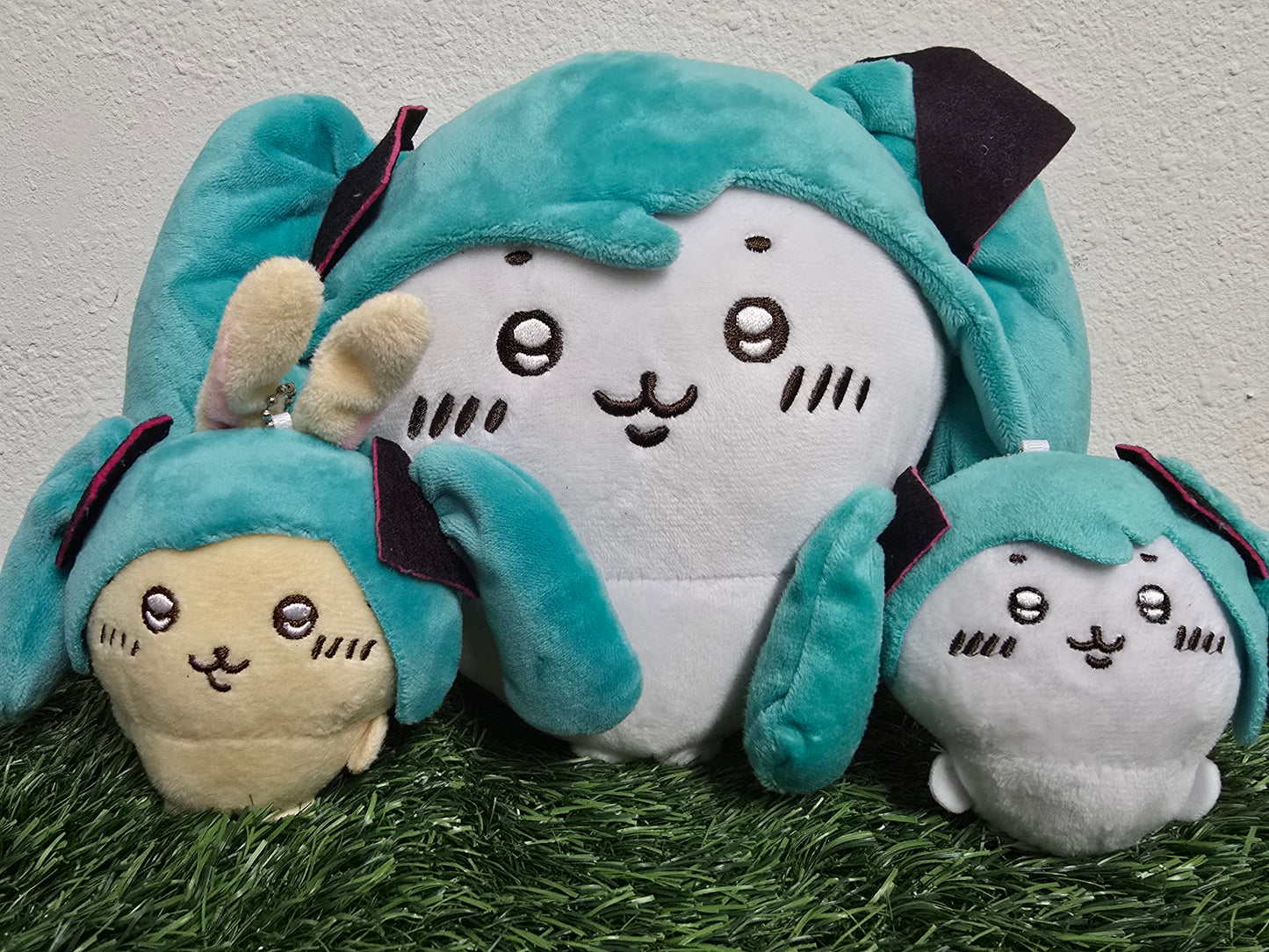 CHIIKAWA MIKU PENDANTS + Free Keychains/Stickers/tcg