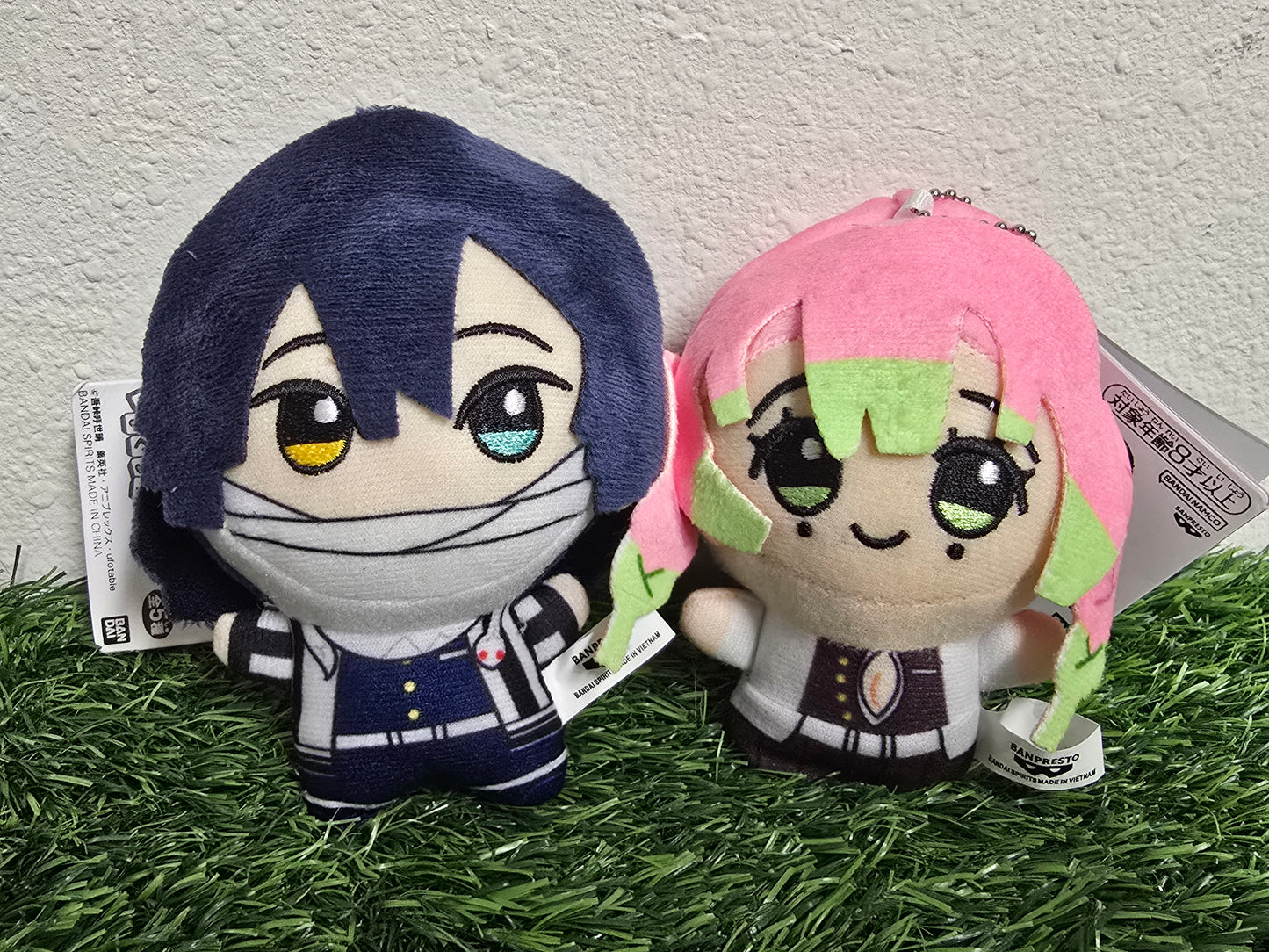 DEMON SLAYER PENDANTS + Free Keychains/Stickers/tcg