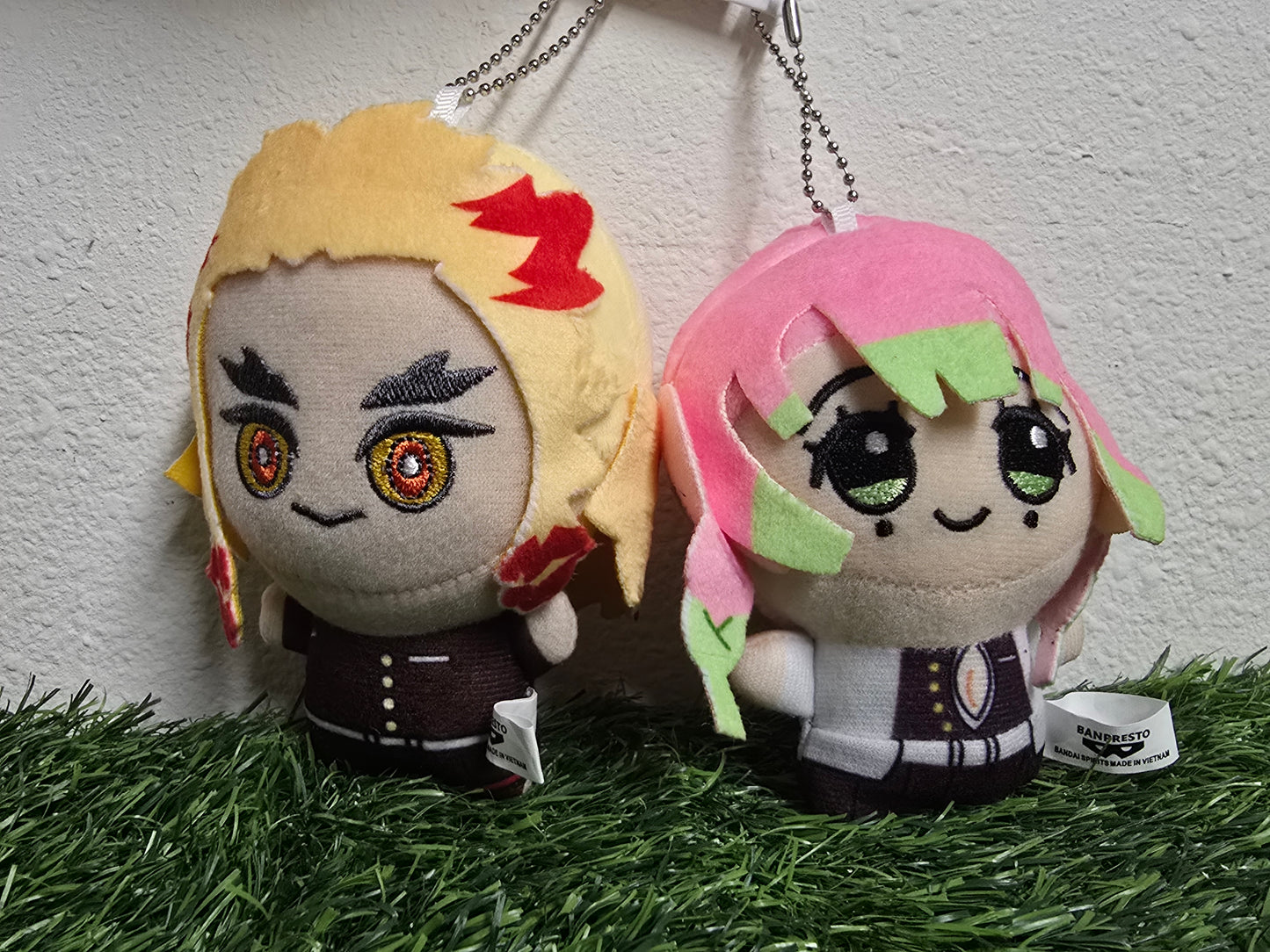 DEMON SLAYER PENDANTS + Free Keychains/Stickers/tcg