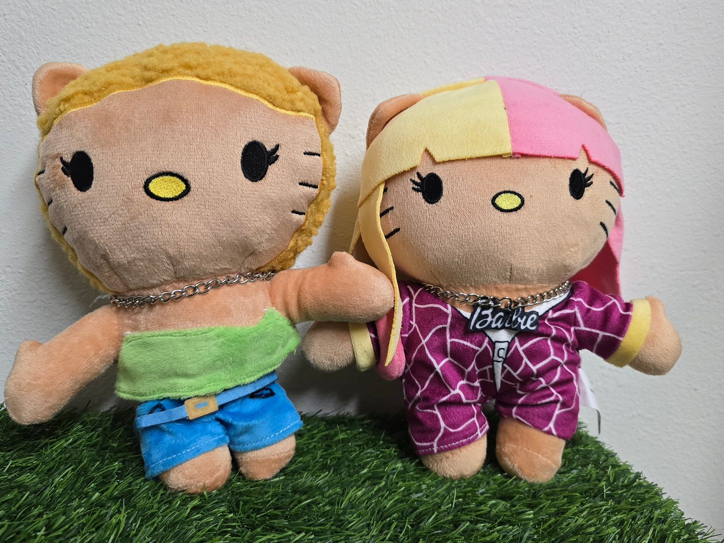 HELLO KITTY RAPPERS PLUSH (Over 25 Kinds!) + Free Keychains/Stickers/TCG